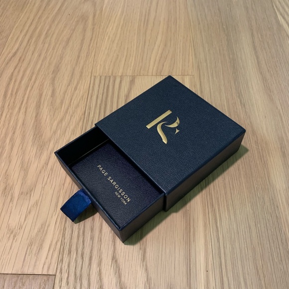 Page Sargisson Jewelry Box - Picture 2 of 2